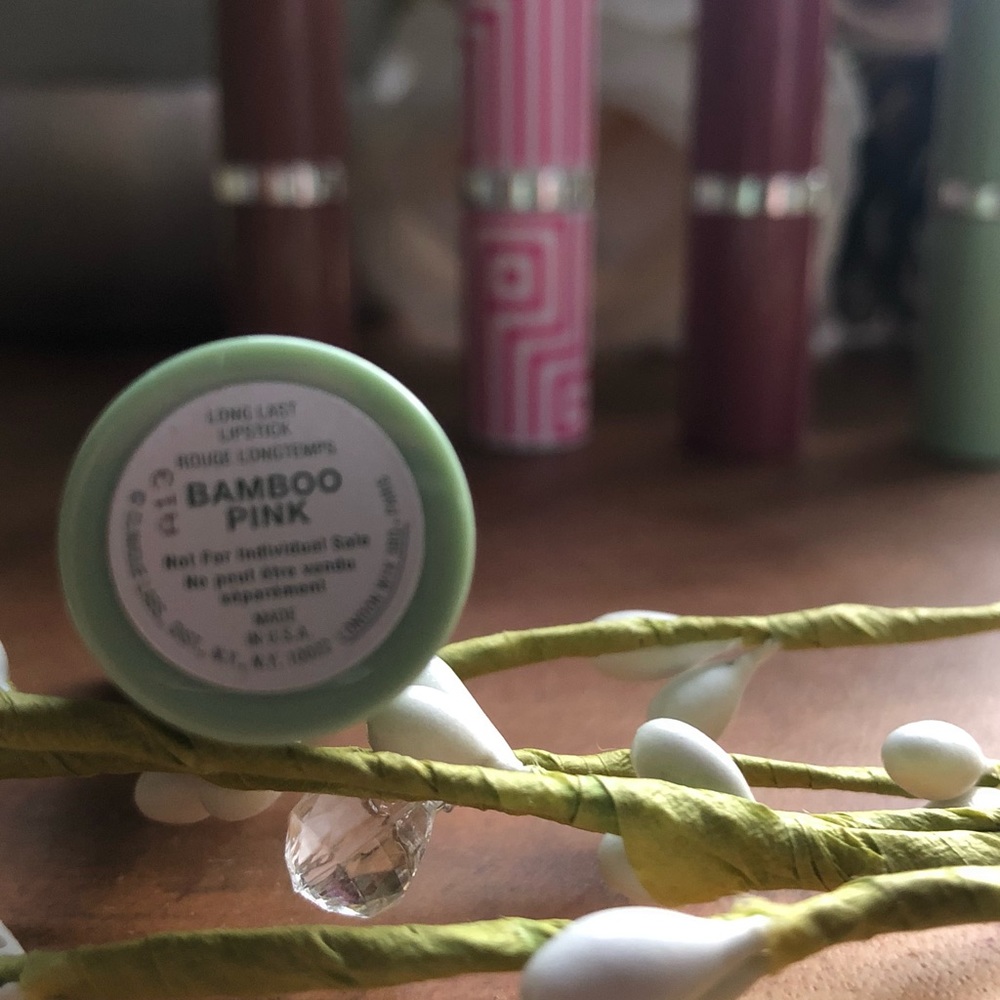 🩵 Clinique Lipstick - Bamboo Pink - Picture 2 of 4